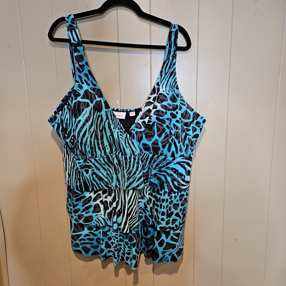 Avenue Tankini Swim Layerd Top, Size 26, Perfect For The Beach Summer Pool